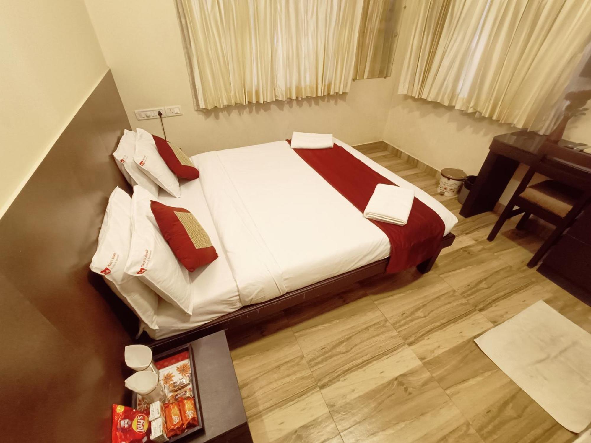 Hotel Marys Arcade Thanjavur Exterior photo