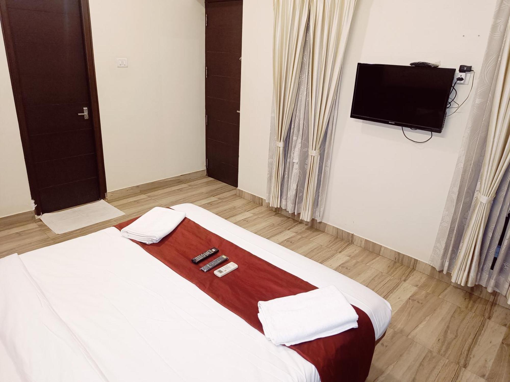 Hotel Marys Arcade Thanjavur Exterior photo